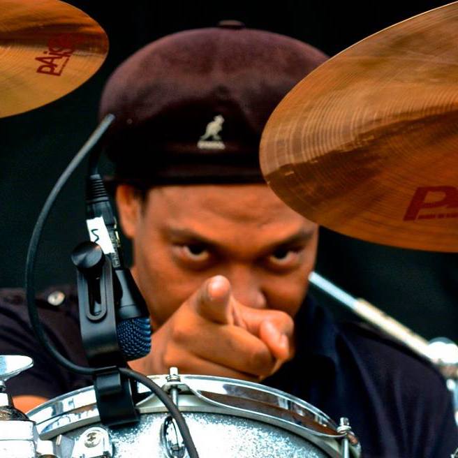 sound-design-live-5-pro-drummers-explain-how-to-make-a-drum-kit-quieter-on-stage-go-go-ray